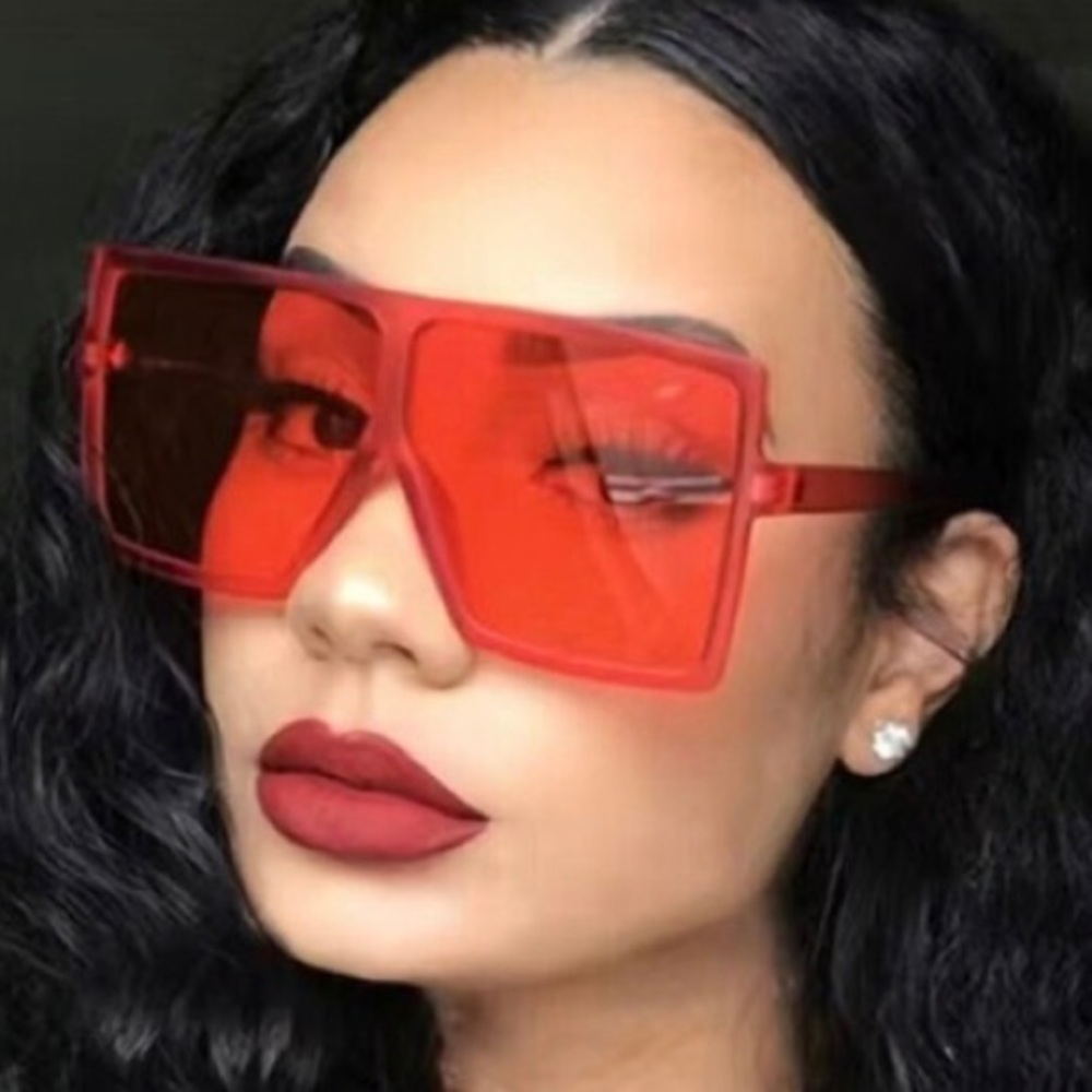 Hot Trendy Oversized Sunglasses